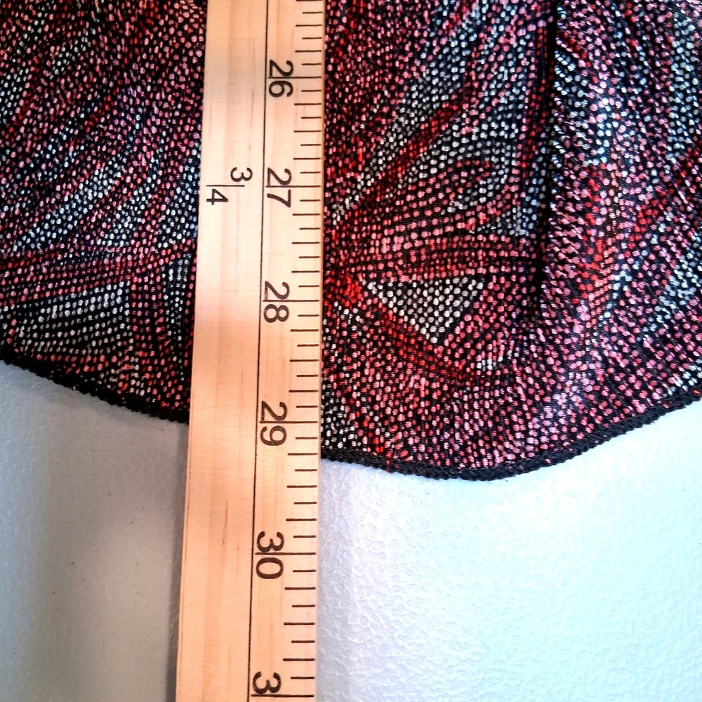 Maggie Barnes Sz 24 Top Red Black Abstract Print 3/4 Sleeve Asymmetrical Sleeve - Picture 10 of 11